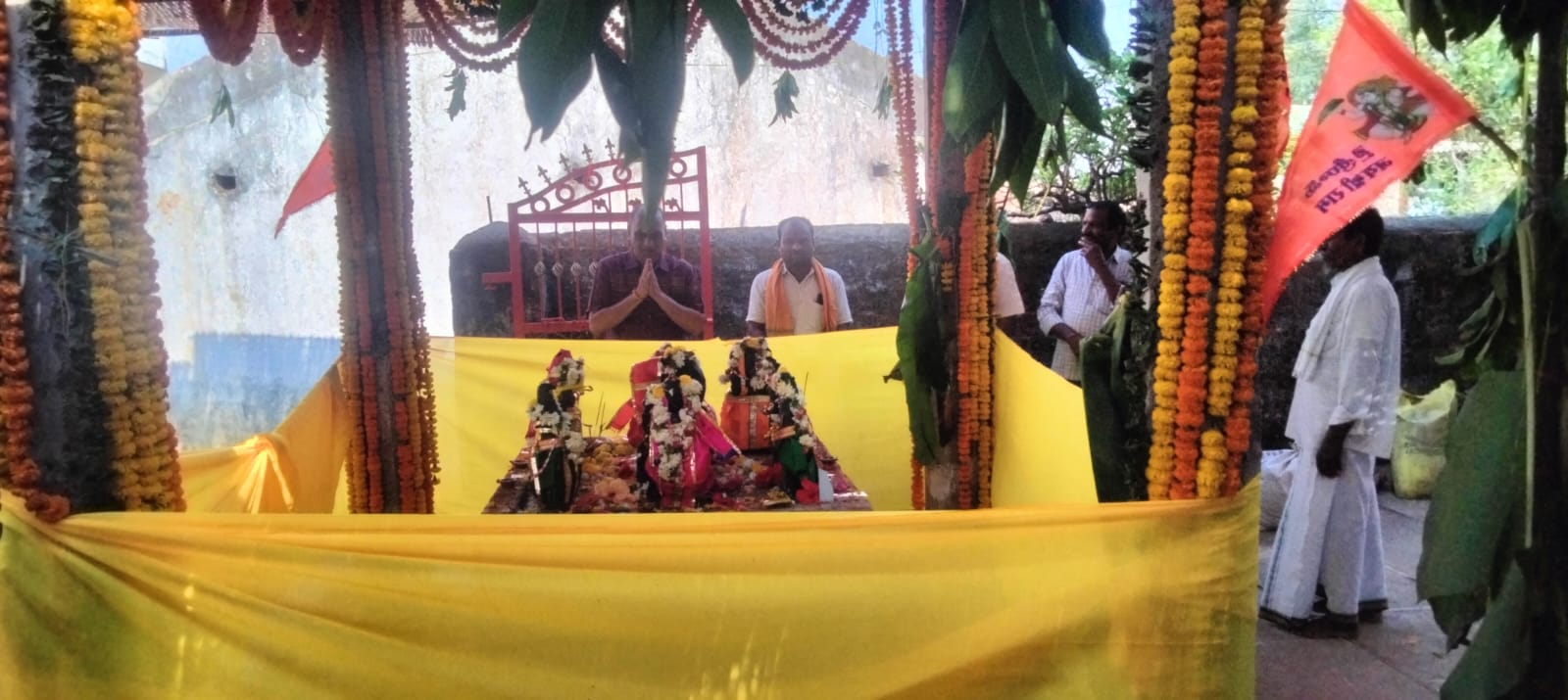 బాగిర్తిపేటలో ఘనంగా నవగ్రహ విగ్రహ ప్రతిష్ట