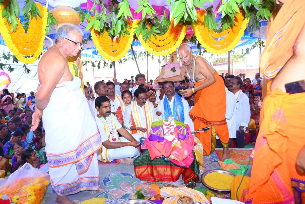 శ్రీ సీతారామచంద్ర స్వామి కళ్యాణం మహోత్సవంలో పాల్గొన్న ఎమ్మెల్యే నాగరాజు