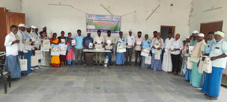 ఒడితల రైతు వేదికలో ప్రకృతి వ్యవసాయ శిక్షణకు విశేష స్పందన