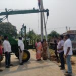 వేసవి తీవ్రత దృష్ట్యా విద్యుత్ స్తంభాలను ఏర్పాటు