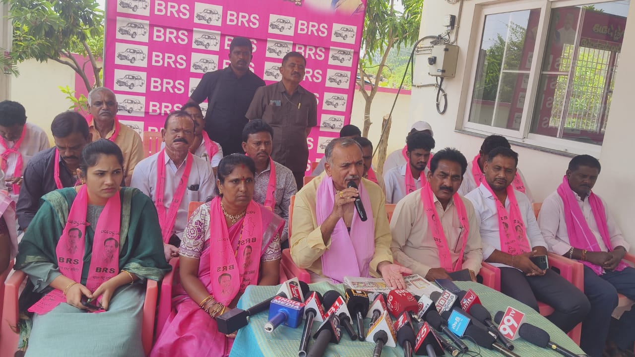 ఎమ్మెల్యే క్యాంపు కార్యాలయంపై దాడి ఖండన