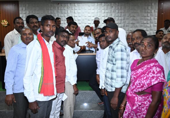 ప్రజావాణి దరఖాస్తులపై నిర్లక్ష్యం సహించం