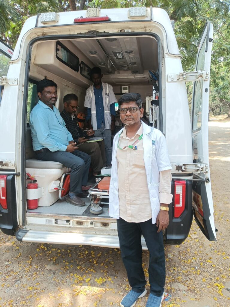 వేంసూరులో 108 అంబులెన్స్ సేవలపై సమగ్ర తనిఖీ