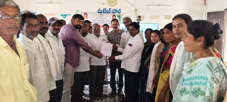 వార్డు సభ్యులకు గౌరవ వేతనం ఇవ్వాలి