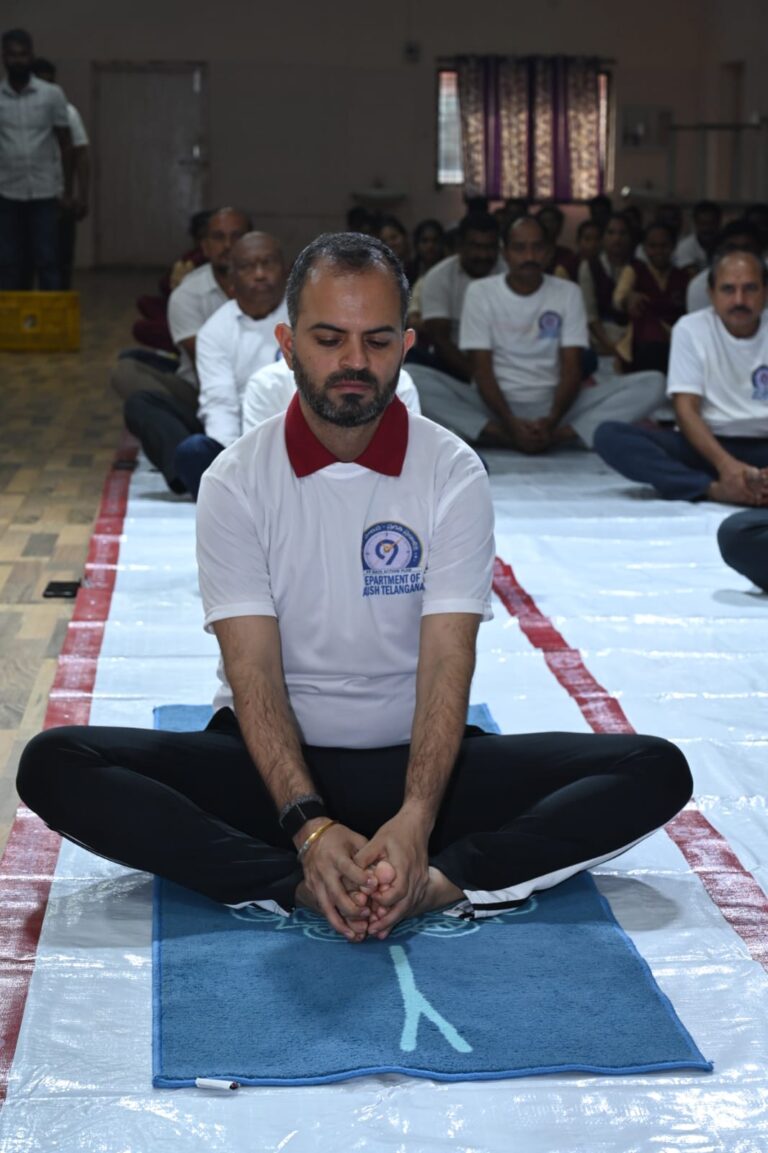 యోగా సాధనతో శారీరక-మానసిక ఆరోగ్యం సాధ్యం