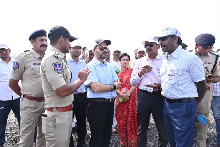 ముఖ్యమంత్రి సభ ఏర్పాట్లపై కలెక్టర్,ఎస్పీ సమగ్ర పరిశీలన