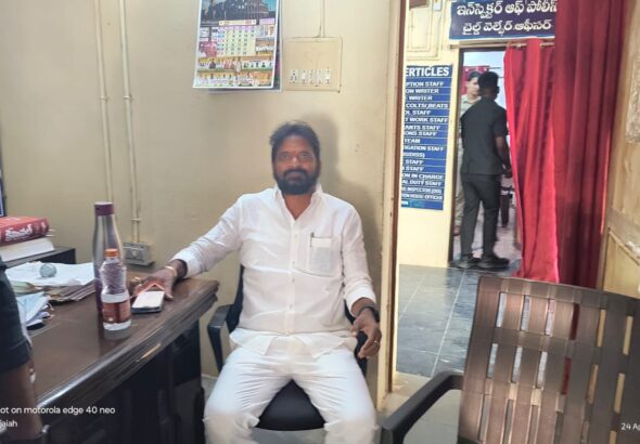 శ్రీనివాస్ గౌడ్ అరెస్ట్ తీవ్రంగా ఖండిస్తున్న బీఆర్ఎస్ నేతలు