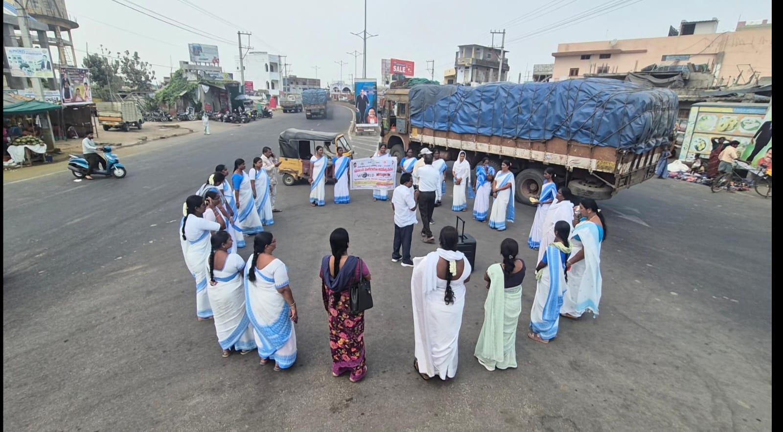 పరిసరాలు శుభ్రంగా ఉంచుకుంటే మలేరియా దూరం