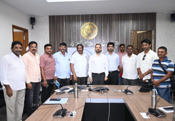 అర్హులైన పాత్రికేయులందరికీ అక్రిడిటేషన్ కార్డులు మంజూరు