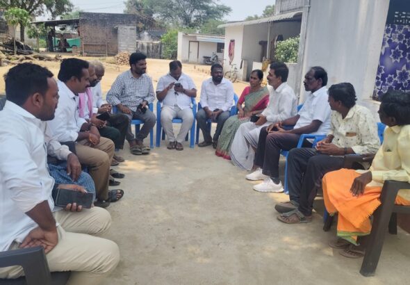 మండల పార్టీ అధ్యక్షులు మాజీ వైస్ ఎంపీపీ ఎర్రబెల్లి రాజేశ్వర్ రావు.