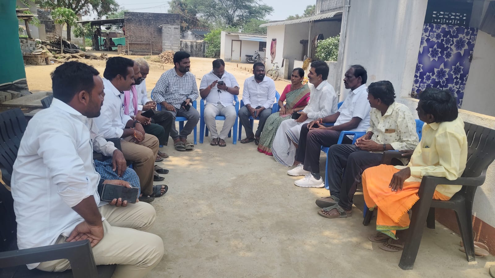 మండల పార్టీ అధ్యక్షులు మాజీ వైస్ ఎంపీపీ ఎర్రబెల్లి రాజేశ్వర్ రావు.