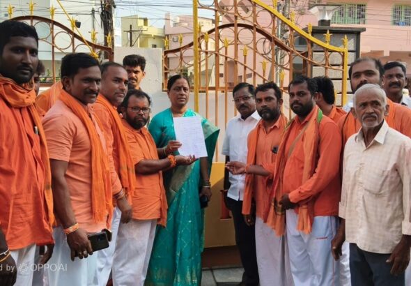 ఆలయ అభివృద్ధికి నిధులు మంజూరు చేయండి