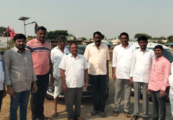 రైతు సంగ్రామ సదస్సుకు బయలుదేరిన బీఆర్ స్ పార్టీ నాయకులు