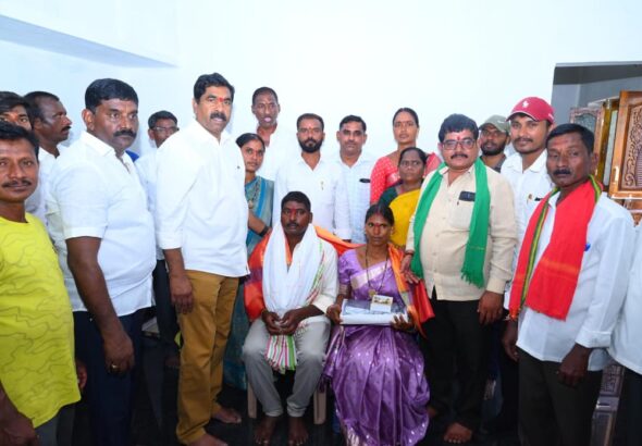 పర్వతగిరిలో ఇందిరమ్మ ఇండ్ల సందడి