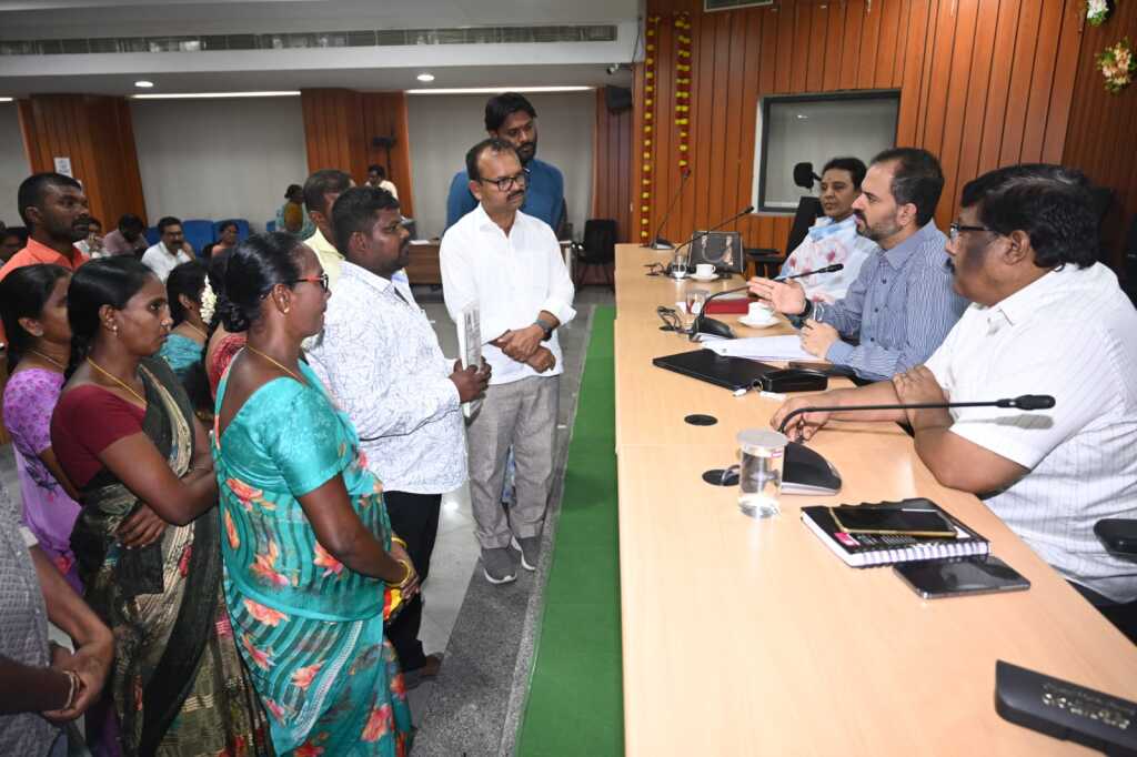 ఐడీఓసీలో ప్రజల నుండి 65 వినతుల స్వీకరణ