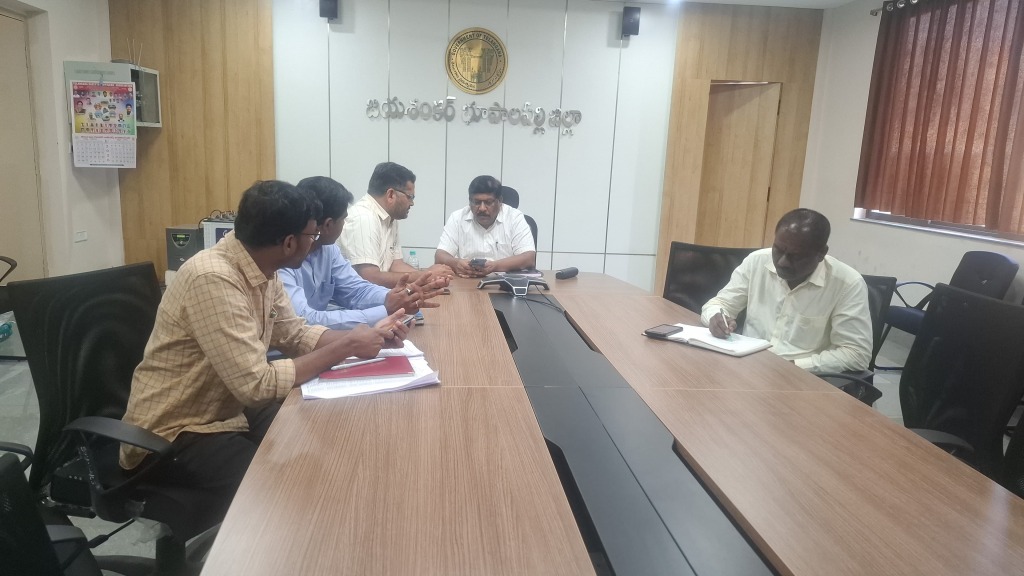 రాష్ట్ర వ్యవసాయ సహకార శాఖ కార్యదర్శి కె.సురేంద్ర మోహన్