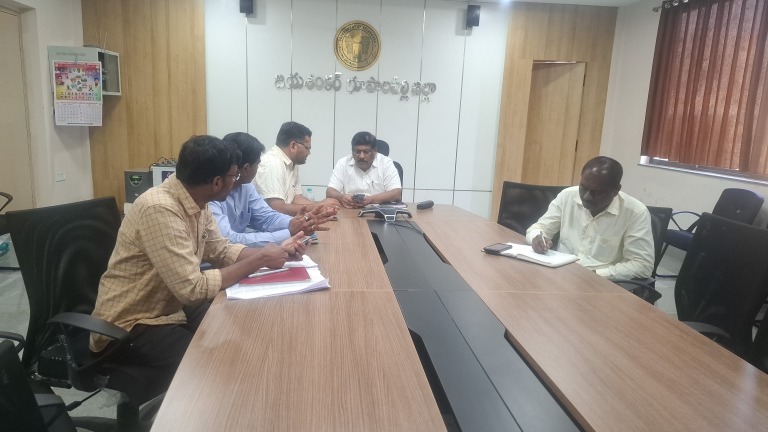 రాష్ట్ర వ్యవసాయ సహకార శాఖ కార్యదర్శి కె.సురేంద్ర మోహన్