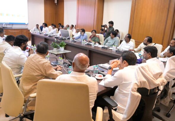 సింగరేణి అభివృద్ధిపై ఉన్నతస్థాయి సమీక్ష