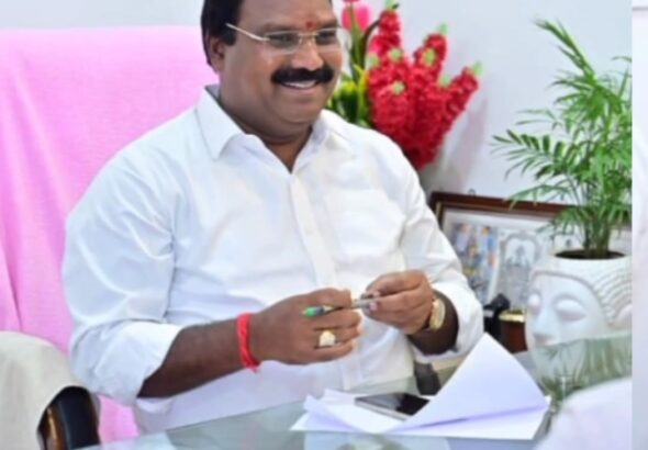 ఆర్టీసీ డ్రైవర్ అశోక్ పై చర్యలు ఆపాలి