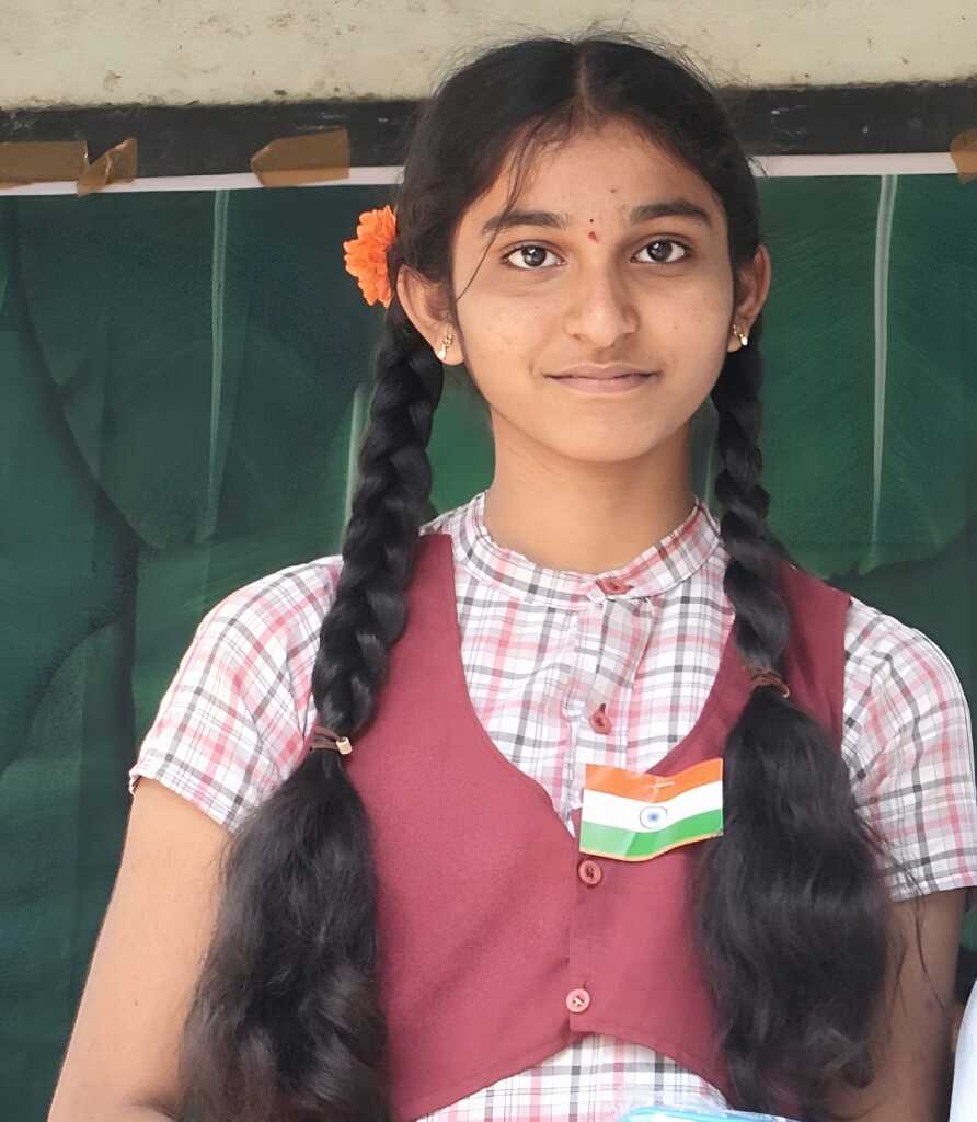 మర్లపాడు గ్రామ ప్రభుత్వ ఉన్నత పాఠశాల విద్యార్ధిని పి.రుష్మిత