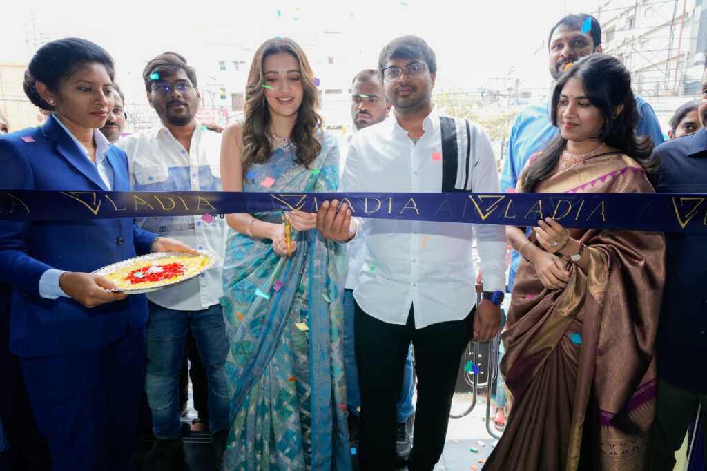 ల్యాబ్-గ్రోన్ డైమండ్ జ్యువెలరీ స్టోర్ ‘లాడియా’ నూతన స్టోర్‌