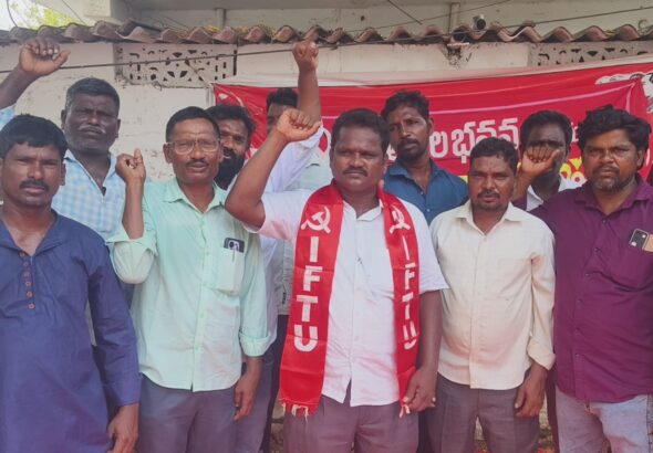భవన నిర్మాణ కార్మికుల రేట్ల పెంపకం బాధాకరం