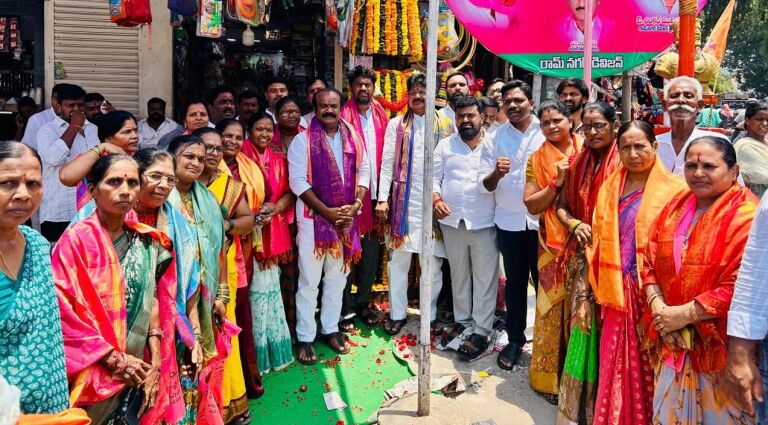 తెలంగాణ ఆవిర్భావ దినోత్సవ శుభాకాంక్షలు తెలిపిన నగేష్ ముదిరాజ్