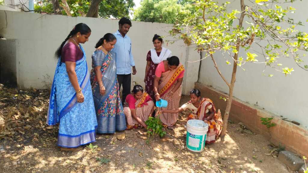 ఐసిడిఎస్ సూపర్వైజర్ సంధ్యారాణి.