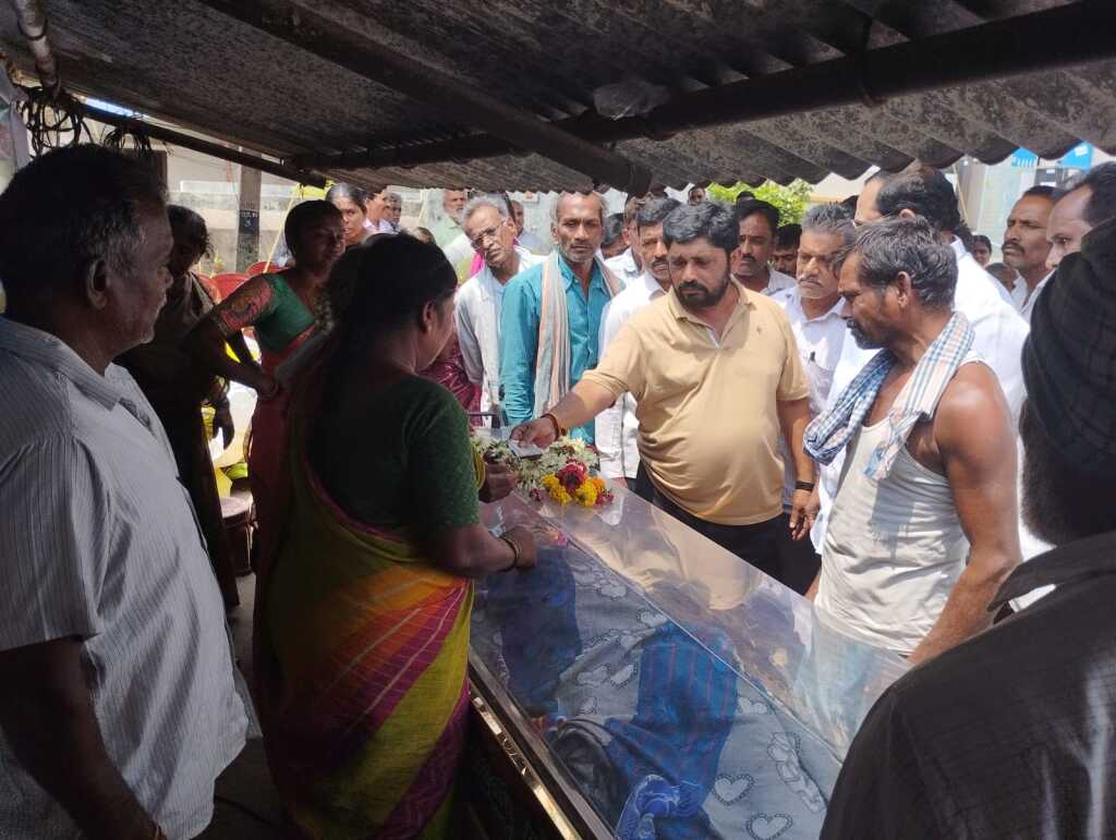నాగులగాని జయిన్ రావు అనారోగ్యంతో మృతి చెందారు.