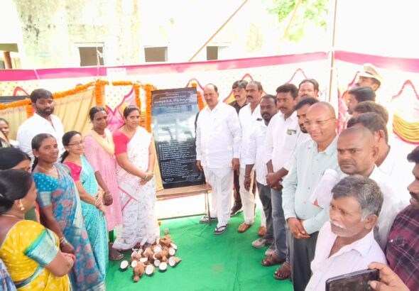 అంగన్‌వాడీ భవనాన్ని ప్రారంభించిన ఎమ్మెల్యే