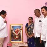 దుబ్బ శ్రీనివాస్ ను పరామర్శించిన మాజీ మంత్రి