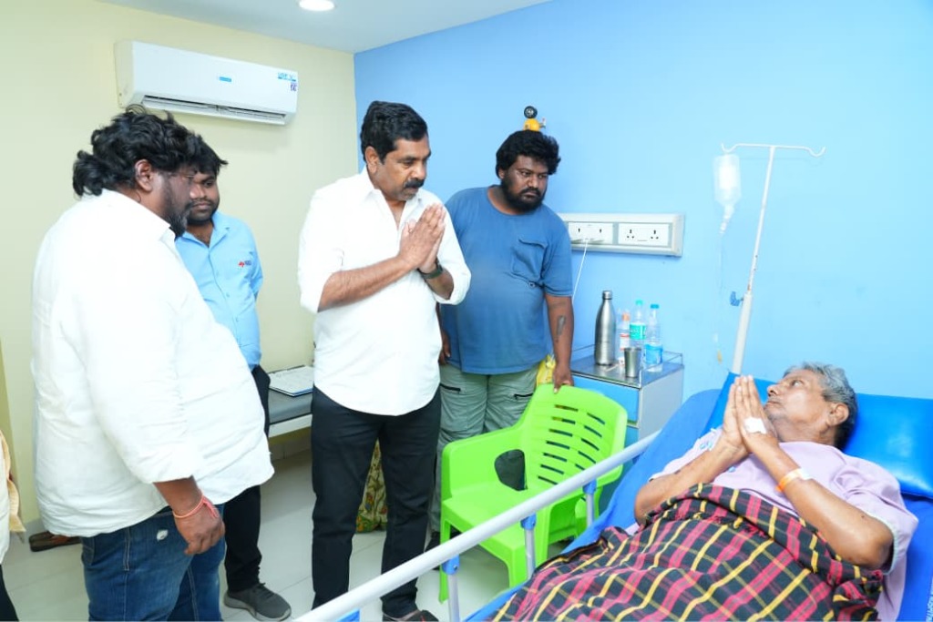 కార్యకర్తలకు అండగా ఉంటానని భరోసా