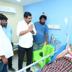 కార్యకర్తలకు అండగా ఉంటానని భరోసా