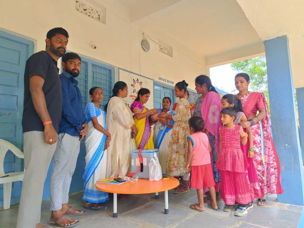 పోలియో రహిత సమాజ నిర్మాణానికి ప్రతి ఒక్కరూ సహకరించాలి