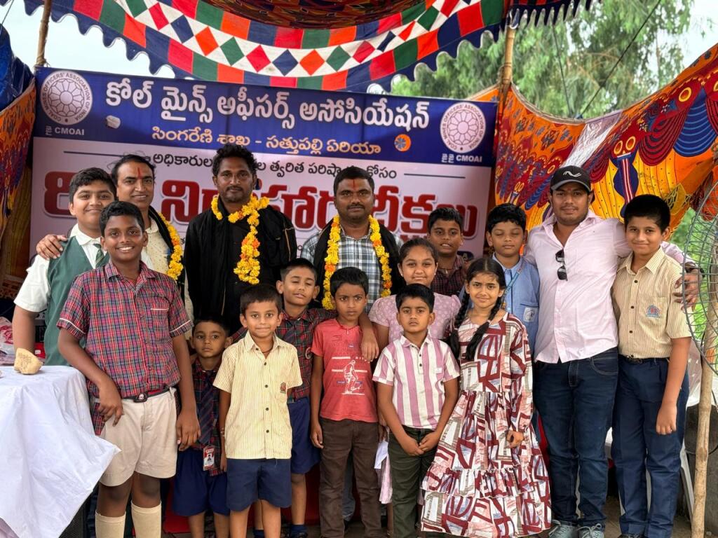 పీఆర్‌పీ, పే అప్‌గ్రేడేషన్ అమలు చేయాలి