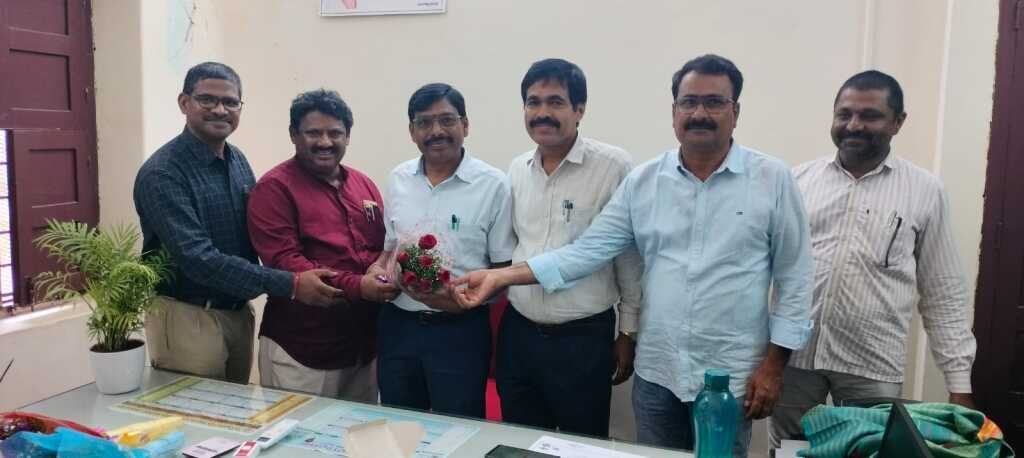 పదోన్నతి పొందిన విద్యుత్ ఉన్నతాధికారులకు ఘన సన్మానం