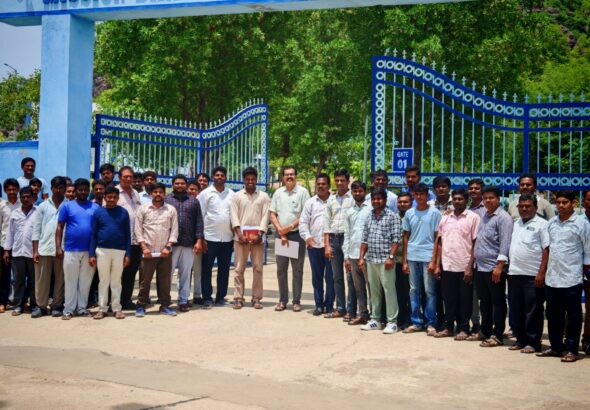 హోదా మార్చొద్దు.. లైన్‌మెన్‌లకే న్యాయం చేయండి