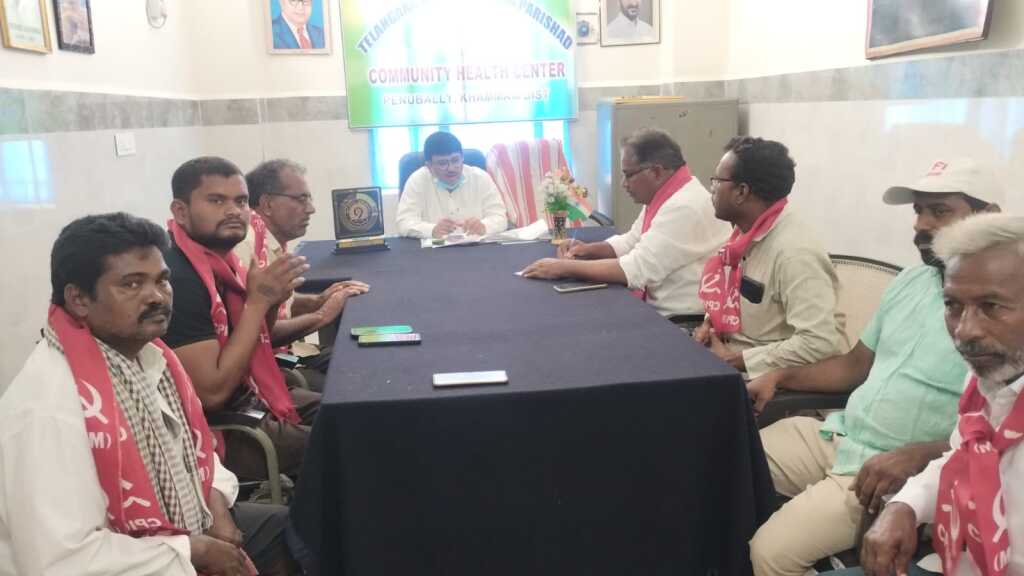 డాక్టర్లు, నర్సుల ఖాళీలు వెంటనే భర్తీ చేయాలి