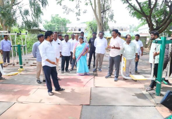 రూ.2 కోట్లతో ఆధునిక బహిరంగ క్రీడా ప్రాంగణం
