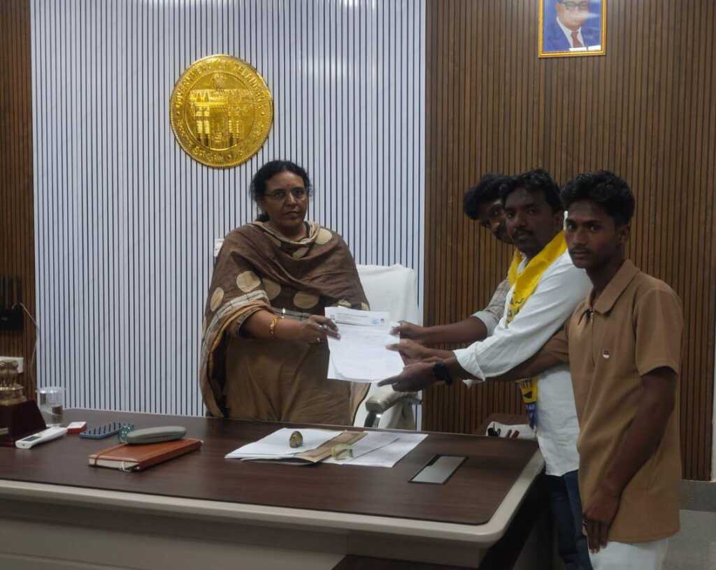 జిల్లాలో రెగ్యులర్ డీఈఓ,ఎంఈఓలను వెంటనే నియమించాలి