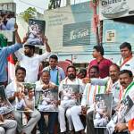 రాహుల్ గాంధీ అరెస్ట్ ఆప్రజాస్వామ్యం-కాంగ్రెస్ ఆందోళన