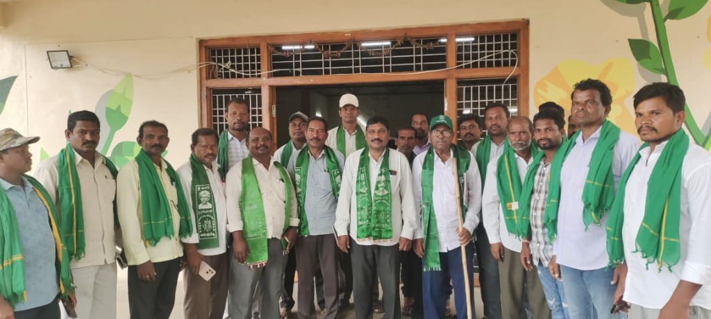 1/70 చట్టాన్ని బలహీనపరిస్తే ఆదివాసుల ఆగ్రహ జ్వాలలు తప్పవు