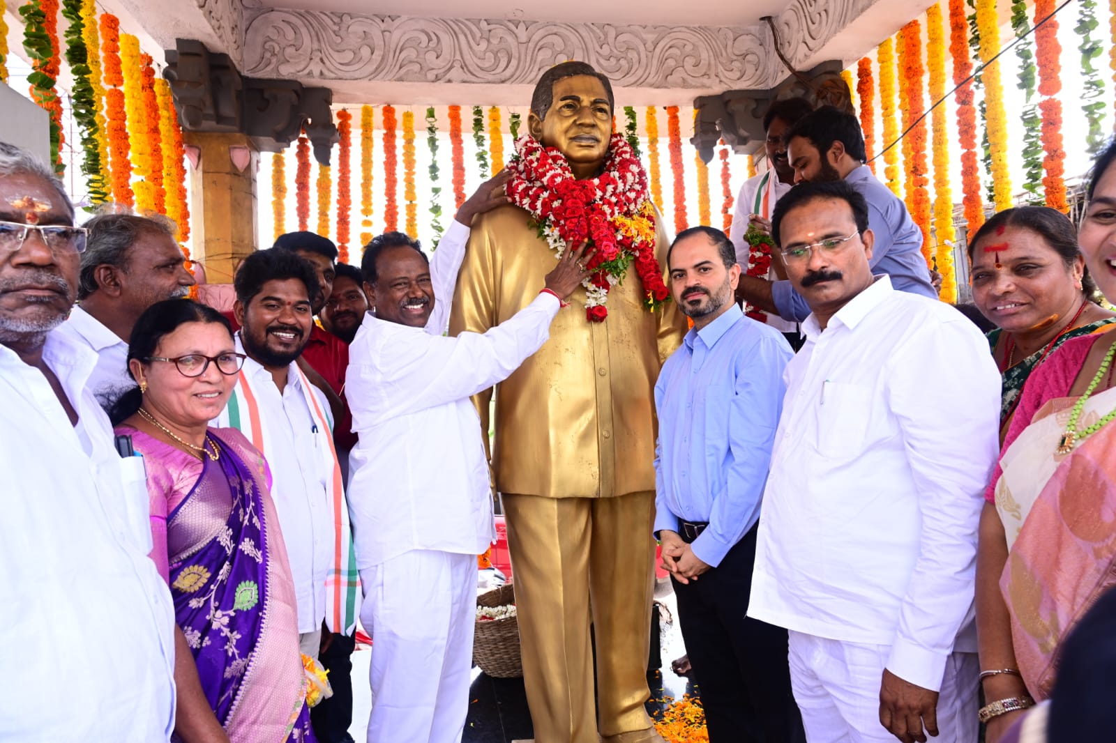 జయశంకర్ ఆశయ సాధనకు కృషి చేయాలి