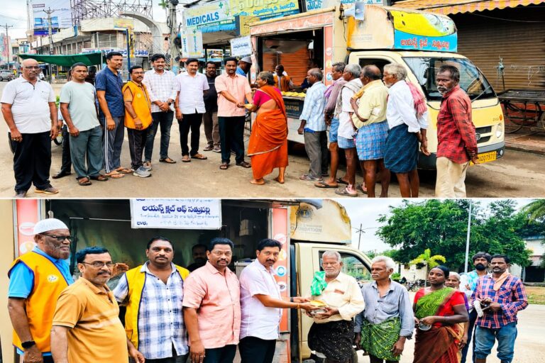 సంపూడి మహేష్ జన్మదినం సందర్భంగా ఉచిత అల్పాహార పంపిణీ