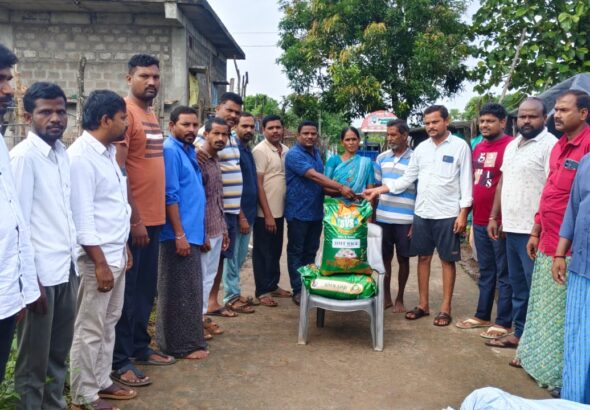 ఆపదలో అండగా నిలవడమే చేయూత ఫౌండేషన్ లక్ష్యం
