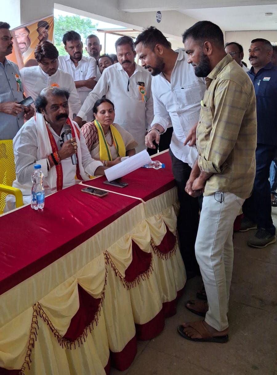 గుంతకల్లు లో ప్రజాదర్బార్ నిర్వహించిన ఎమ్మెల్యే