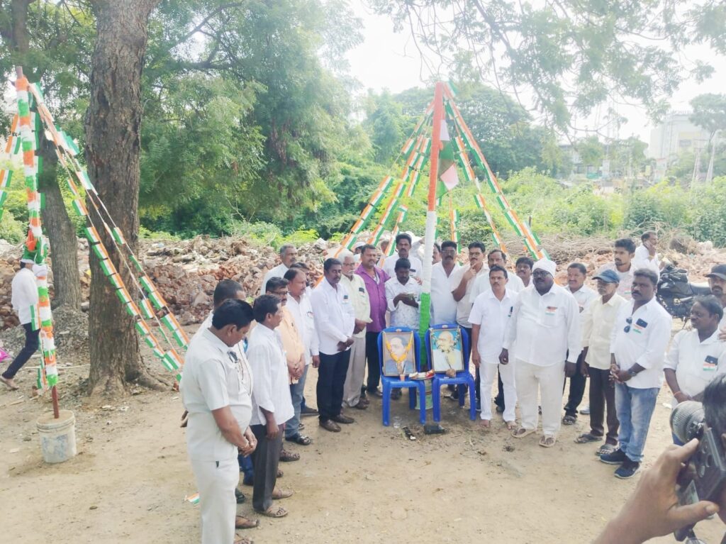 భవన కార్మిక సంఘాల ఆధ్వర్యంలో స్వాతంత్ర్య దినోత్సవ వేడుకలు