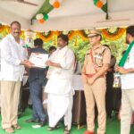 కాకర్లపల్లి కార్యదర్శి సజ్జా కు మంత్రి భట్టి చేతుల మీదుగా పురస్కారం