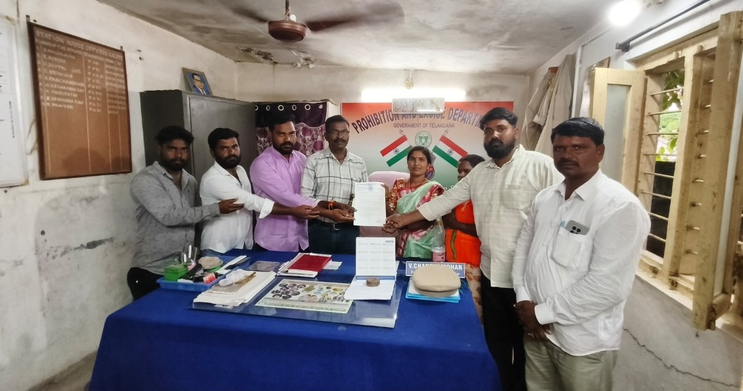 అక్రమ మద్యం విక్రయాలపై గ్రామపంచాయతీ కొరడా