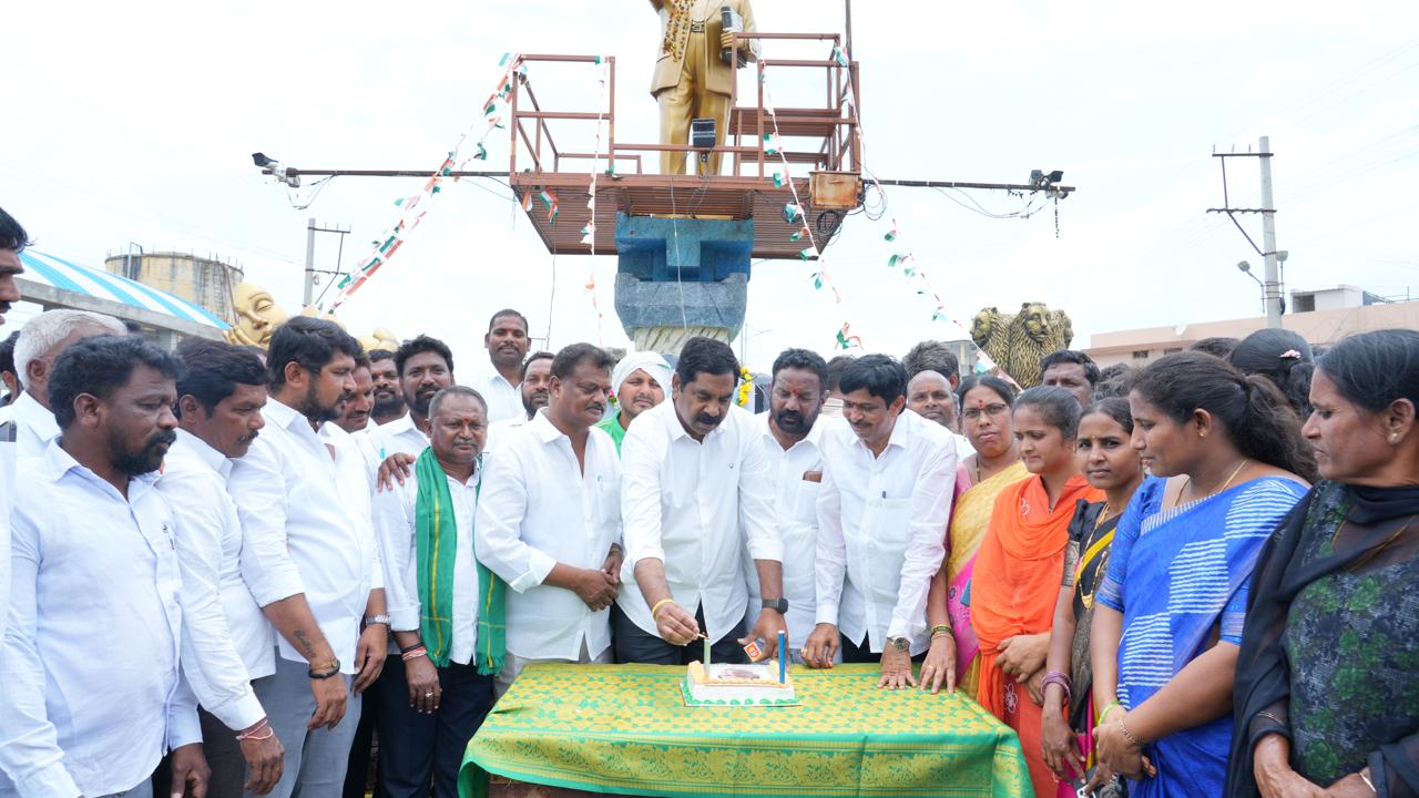 రాజీవ్ గాంధీ ఆశయాలు ఆధునిక భారతానికి స్ఫూర్తి